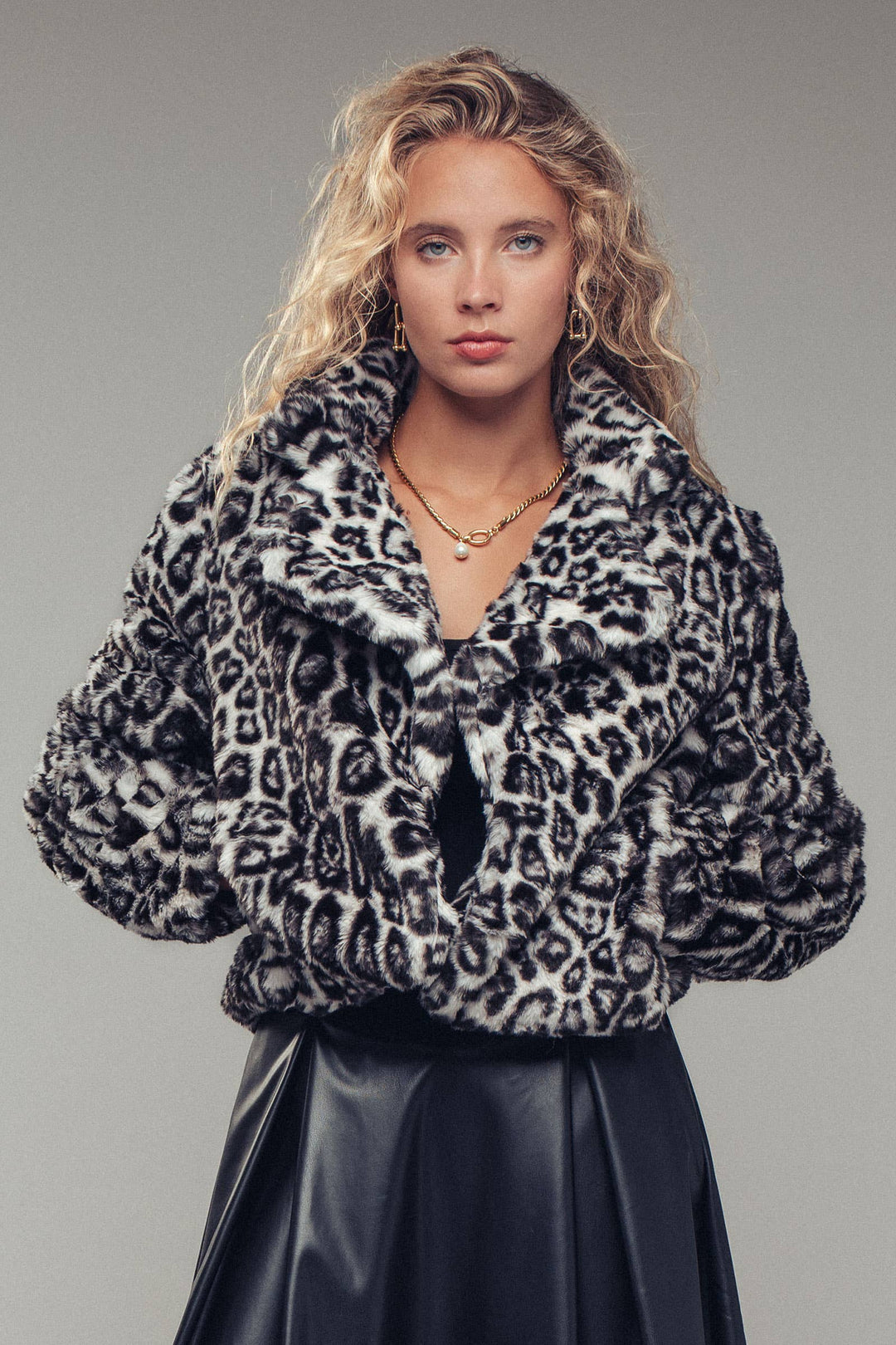 Cropped Faux Fur Leopard Print Bomber Jacket