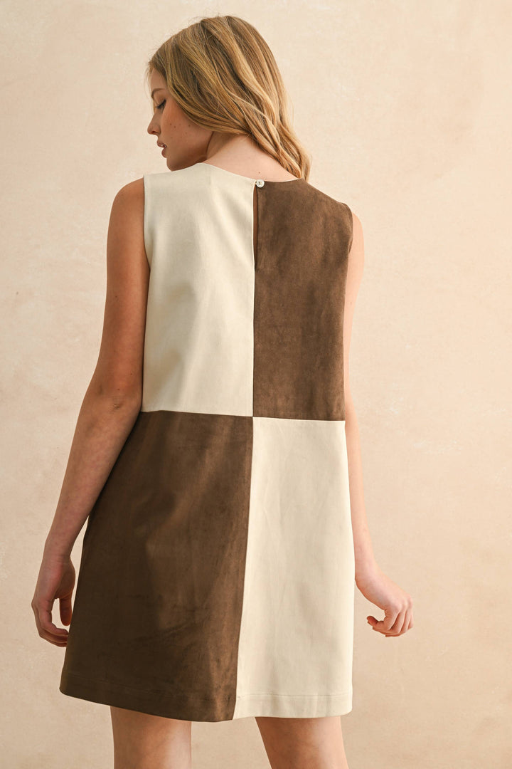 D5233   SUEDE COLOR CONTRASTED SHIFT DRESS